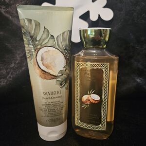NWT Bath and Body Works Waikiki Beach Coconut Duo - Green and White